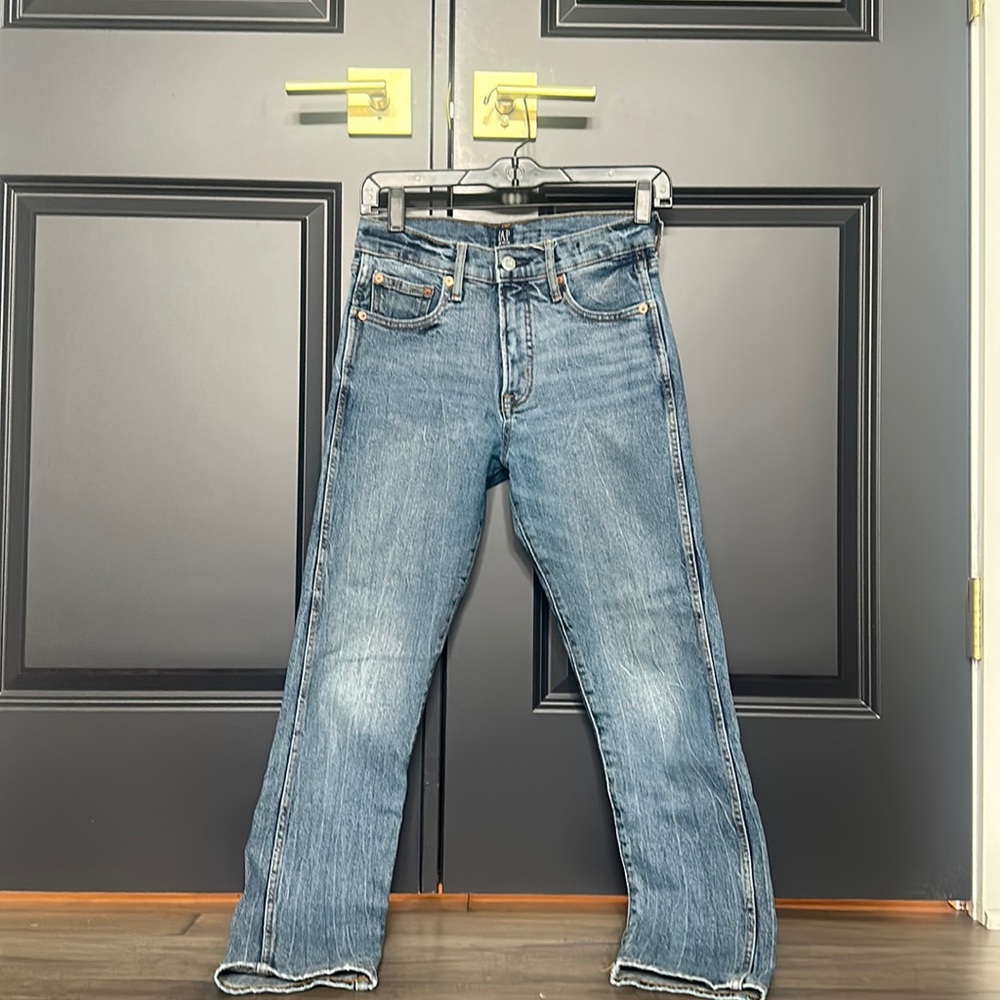 GAP Slim Straight Blue Jeans